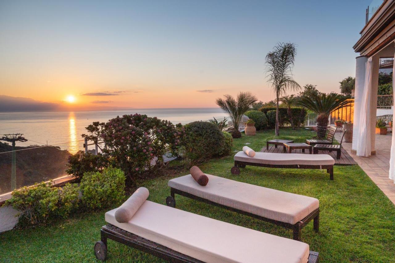 Villa Zagara Garden Spectacular Sea View In Taormina Eksteriør billede