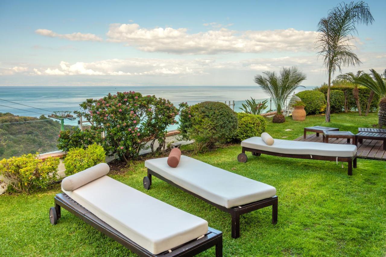 Villa Zagara Garden Spectacular Sea View In Taormina Eksteriør billede